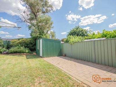 35 Banksia Crescent, Dubbo