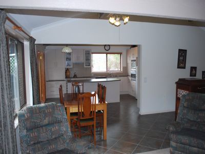 39 Ashley Avenue, Farmborough Heights