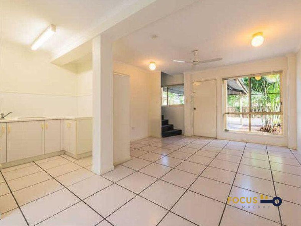 3 / 9 Robin Street, Slade Point