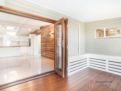 10 Elizabeth Street, Flying Fish Point