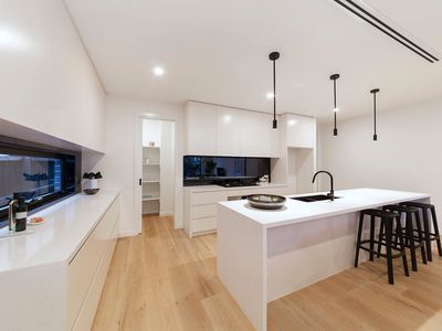 74 Wingara Avenue, Keilor East