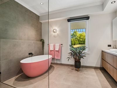 105 Manorina Way, Macedon