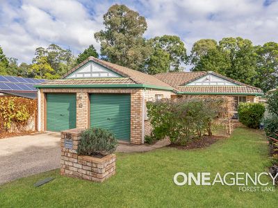 16 Noumea pl, Forest Lake