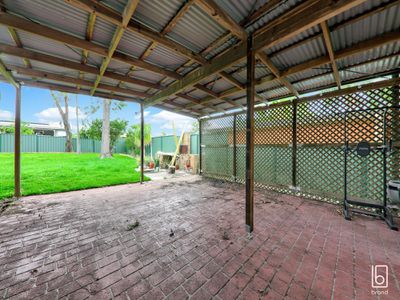 33 Hughes Avenue, Kanwal