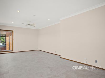 2 / 92 Tongarra Road, Albion Park