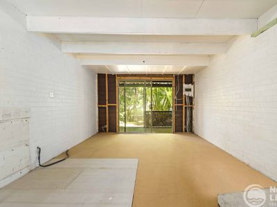 21 Helen Street, South Golden Beach