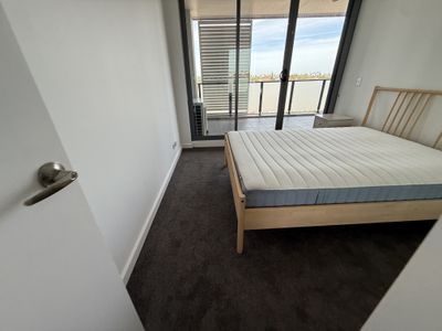 1005b / 8 Cowper Street, Parramatta