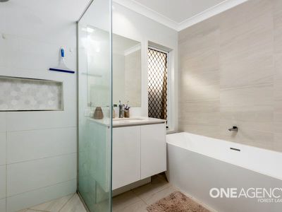 26 Sunbury St, Pallara