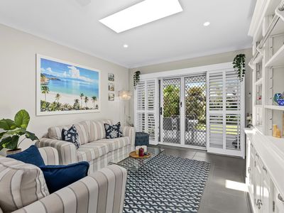 27 Comanche Street, Newport