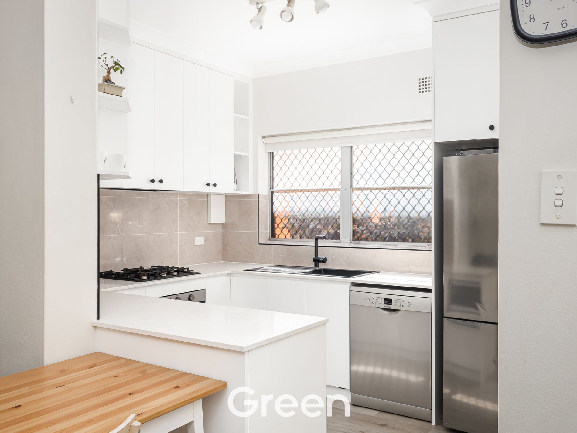 1 / 36 West Parade, West Ryde