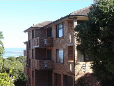 4 / 11 Surfside Drive, Port Kembla