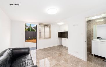 TEAK / 413 Anzac Parade, Kingsford