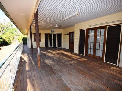 151 Kingfisher Street, Longreach