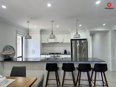 31 Regentville Drive, Elizabeth Hills