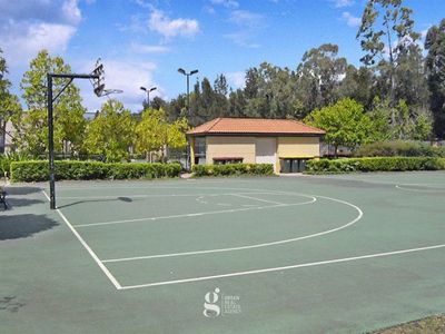 403 / 4 Wentworth Drive, Liberty Grove