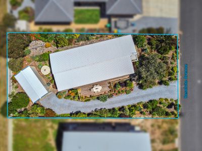 10 Resolute Avenue, Normanville