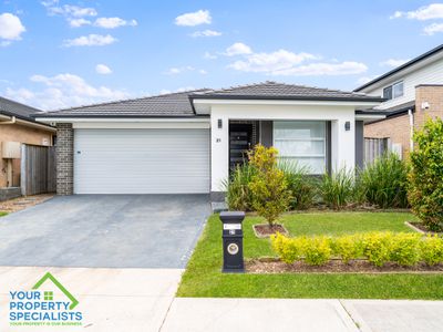 21 Devlin Drive, Gledswood Hills
