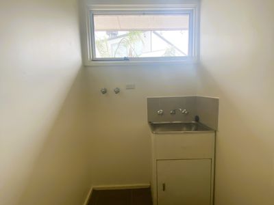 8 / 3 Doolan Street, Werribee