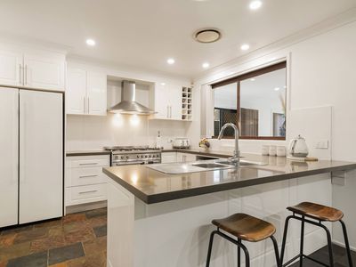 4 Windle Avenue, Hoxton Park