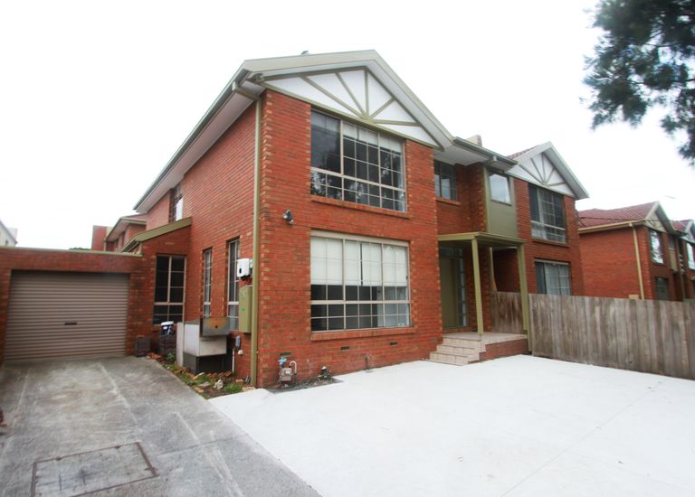 1 / 48-50 Kanooka Grove, Clayton