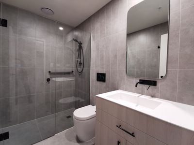 2502 / 864 Blackburn Road, Clayton