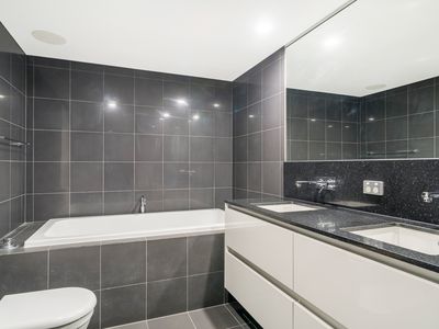 1307 / 96 Bow River Crescent, Burswood