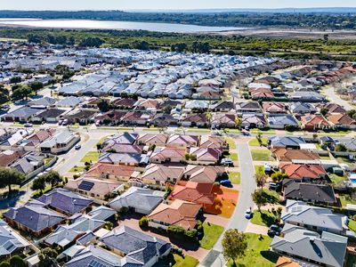 73 MONTORO DRIVE, Port Kennedy