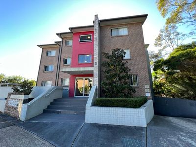 5 / 2 Dressler Court, Holroyd