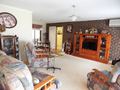 21 Thomas Street, Flinders View