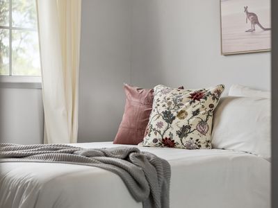 16 Thistleton Drive, Burrill Lake