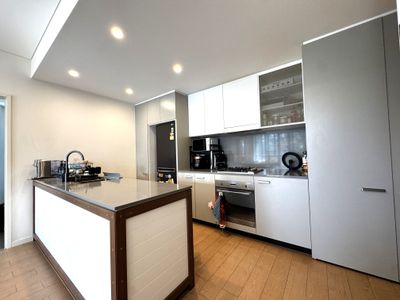 422 / 68 River Road, Ermington