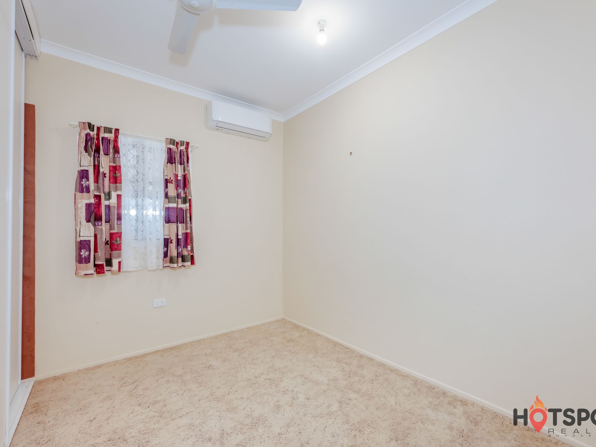 19C Low Street, Kensington