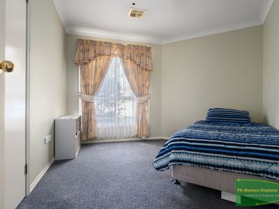 4 Finley Close, Windradyne