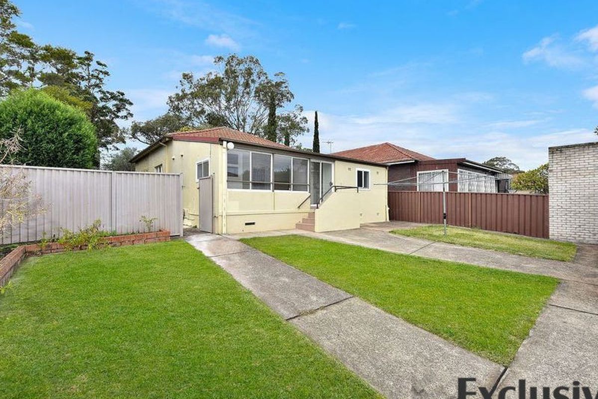 77 Burwood Road, Enfield