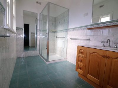 51 The Esplanade, Seymour