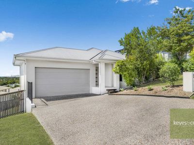 4 Moondani Close, Douglas