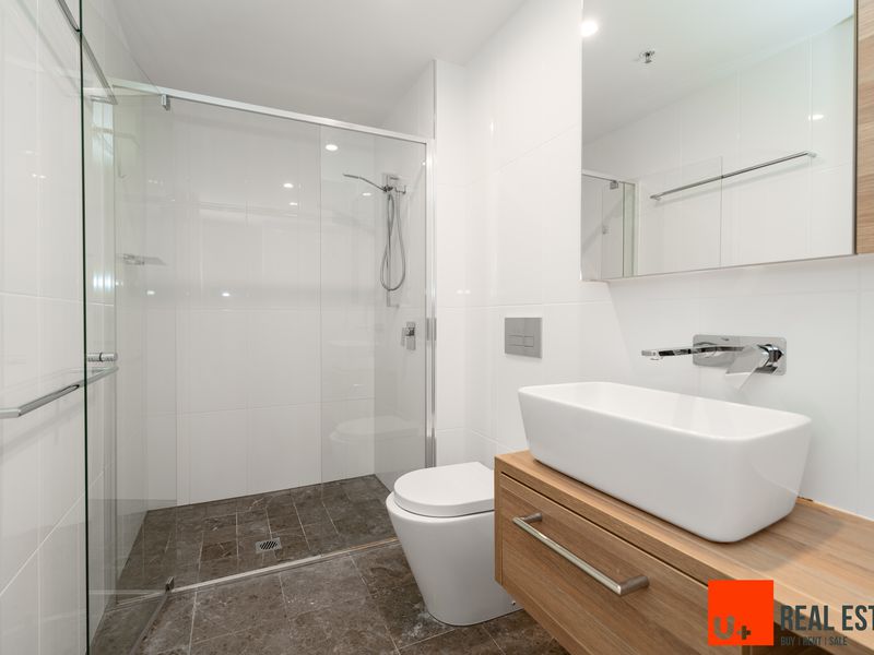 122 / 45 West Row, City