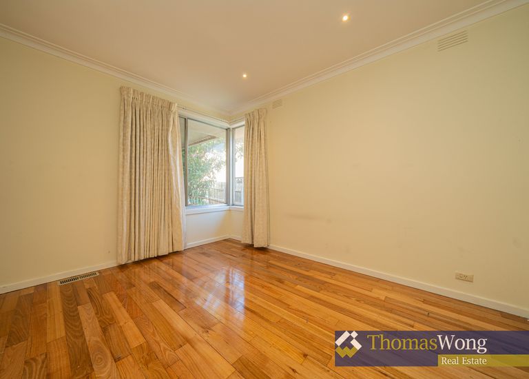 87 Old Dandenong Road, Oakleigh South