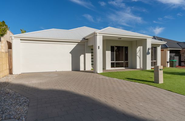 26 Acrasia Rd, Baldivis