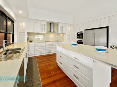 31 Esplanade, Woodgate