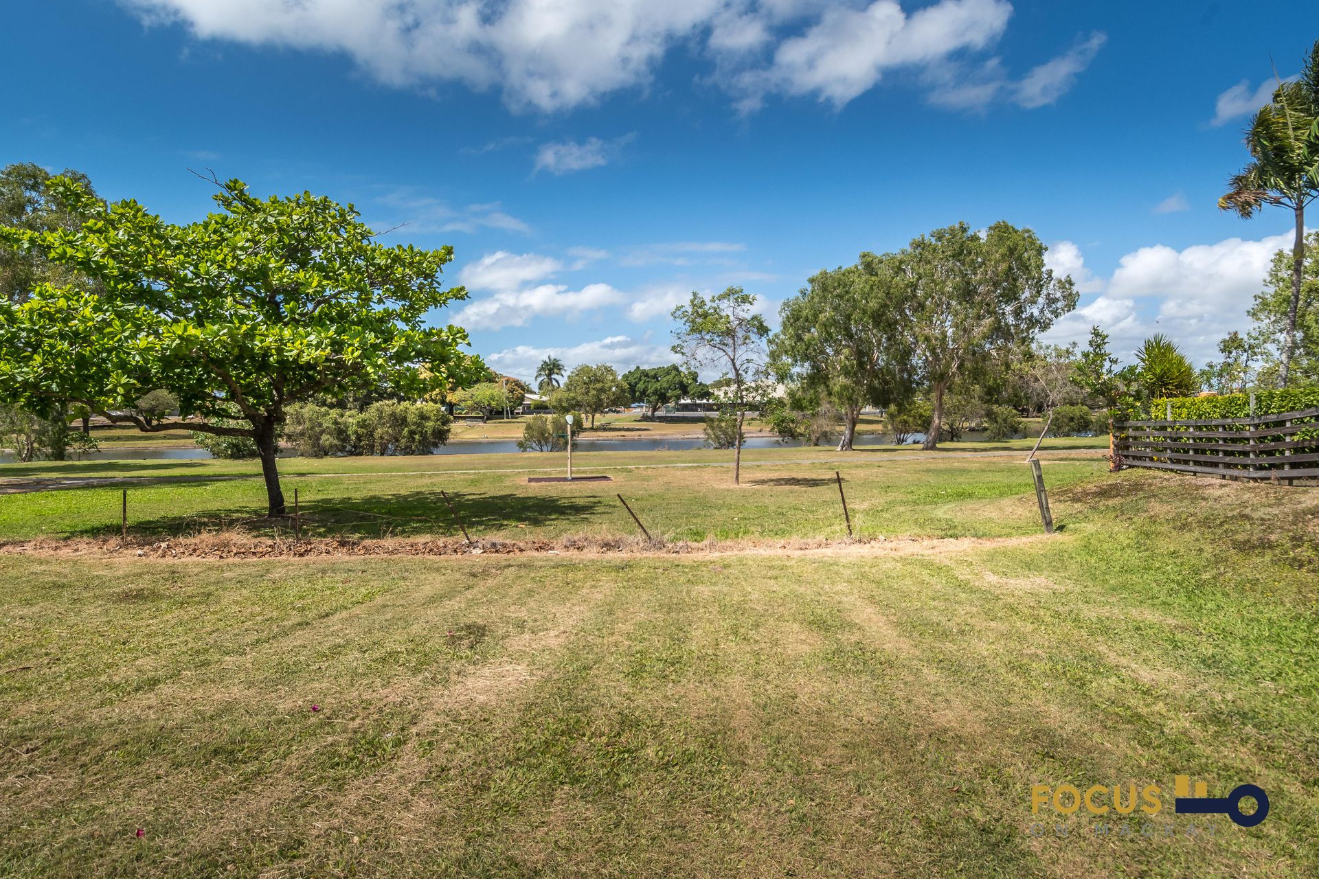 23 Meadow Street, North Mackay