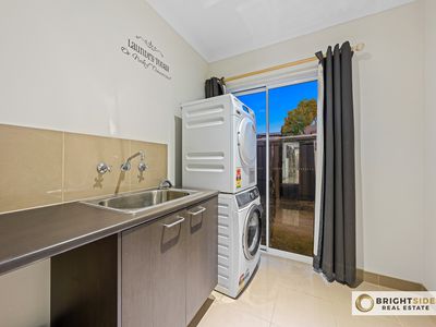 4 Bay Vista, Pakenham