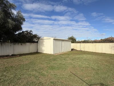 4 Evanside Parade, Griffith