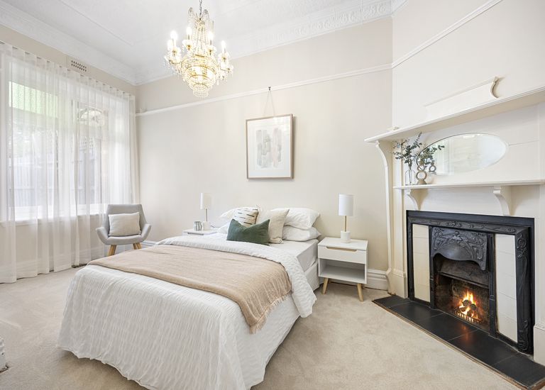 106 Barkers Road, Hawthorn