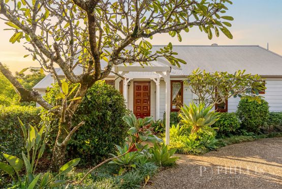 16 Amethyst Court, Carrara