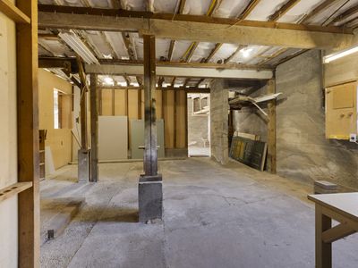 9 Woodstock Terrace, Tawa