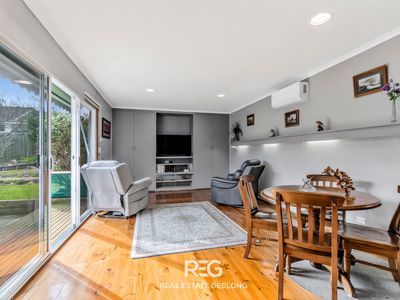 24 Cambra Road, Belmont