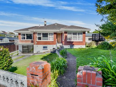 35 Hinton Avenue, Forest Lake