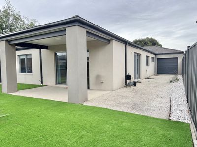 35 Bush Street, Wyndham Vale