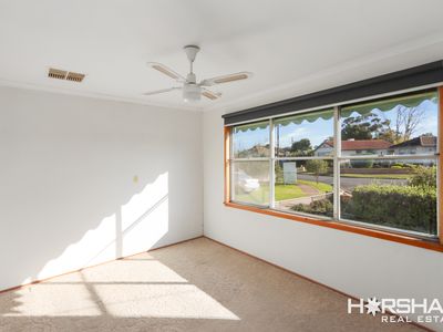 8 Knight Place, Horsham